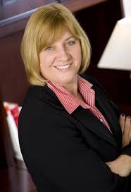 Connie Waring's Instagram, Twitter & Facebook