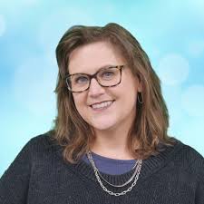 Stephanie Hillis's Instagram, Twitter & Facebook