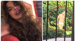 Di cosa la accusano i fan? Alba Parietti E Il Sexy Vicino E Illegale Una Foto Su Instagram Scatena Le Fan