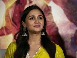 Deepfakes: Alia Bhatt Video Sparks Social Media Uproar