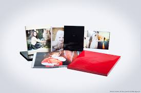 Custom photo books are the best way to preserve your quality memories and surprise friends and family with an unparalleled gift. Custom Coffee Table Photo Books