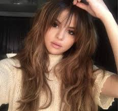 Pin By Ewela On Haircuts Hair Styles Selena Gomez Hair Selena Gomez Bangs