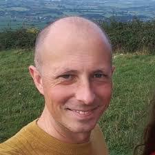 Peter Mosley's Instagram, Twitter & Facebook