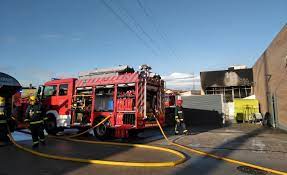 Findhotel.net has been visited by 10k+ users in the past month Jornal De Leiria Incendio Consome Parte Do Pingo Doce Na Marinha Grande