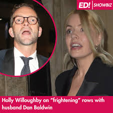 The pair share three young kids 👀 ⬇️