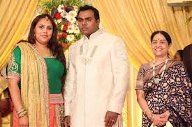பிரபல குணச்சித்திர நடிகர் பாண்டு இன்று காலமானார் + || + famous character actor pandu passed away today. Pandu Son Wedding Reception Photos Filmibeat