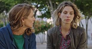 Plus belle la vie est une série qui ne cesse de nous surprendre. Plus Belle La Vie Ariane Estelle Samia Blanche Coralie Eugenie Ninon La Nouvelle Intrigue Feministe Met Toutes Les Mistraliennes Sur Le Pont Toutelatele