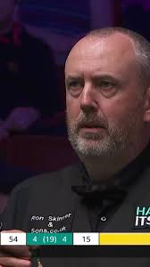"WOW!" 👏 A typical Mark Williams long red. 🔴 #HaloWorldChampionship  #snooker #shorts #MarkWilliams #foryou #foru #fyp