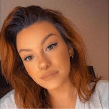 Where to find curly hair knowledgeable stylists?