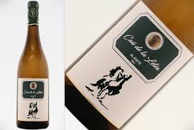 Caii de la letea aligote este un vin premium, creat în ediţie limitată, care acompaniază excelent preparatele pe bază de peşte sau fructe de mare şi care poate fi de asemenea asociat cu brânzeturi fine. Caii De La Letea Aligote 2017 Via Viticola Numai Astazi La Doar 29 Ron In Loc De 34 Ron