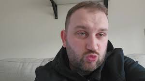 These Celebrities are sick and tired of the Dubai chocolate bar trend. 🍫