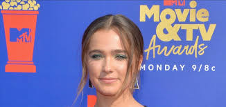 Haley Lu Richardson: 'Unpregnant' is '15 different movies in one'