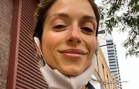 Όσο για τις φήμες αν τελικά χώρισε, περιορίστηκε να πει το εξής: H Sofia Karbela Giortazei 12 Xronia Nhfaliothtas H Sygklonistikh Anarthsh Mononews