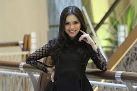 Bella To Give Birth Without Husband S Presence The Star