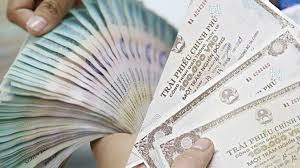 Trái phiếu là một loại chứng khoán huy động vốn trong đó quy định nhà phát hành (đi vay) phải trả cho cho nhà đầu tư (cho vay) một khoản tiền với một lãi suất . Trai Phiáº¿u Khong Chuyá»ƒn Ä'á»•i La Gi Thá»‹nh VÆ°á»£ng Tai Chinh