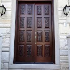 Modern home ideas | double front door ideas. Carved Double Doors Design Ideas With Wooden Materials And Stone Double French Doors Doppelhausturen Traditionelle Hausturen Holzhausturen