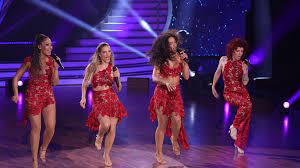 Seit 2003 steht die girlgroup nun schon zu viert auf der bühne, ohne gründungsmitglied vanessa petruo (41), die sich nur drei jahre nach bandgründung dazu entschlossen hatte, allein weiterzumachen. 0bcphhifbmbd8m