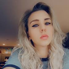 Happy Thanksgiving from my little emo heart to yours 🖤