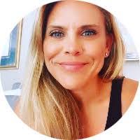 Alison Graf's Instagram, Twitter & Facebook