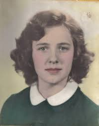 Sophia Reynolds's Instagram, Twitter & Facebook