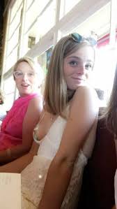 Downblouse