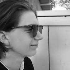 Listen to Four Five Seconds