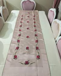 Dikkaaat Haftalardir Sorulan Runner Yapimi Bitti Sunuma Satisa Hazir Dertsiz Leke Tutmaz Kumas Sizcede Cok Guzel Olmamis Mi Blanket Quilts Blackwork