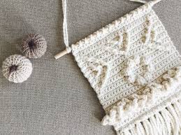 Home decor crochet wall hanging. Crochet Wall Hanging Pattern Mallooknits Com Crochet