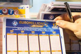 Maybe you would like to learn more about one of these? Resultat De L Euromillion Fdj Le Tirage Du Vendredi 18 Octobre 2018 En Ligne