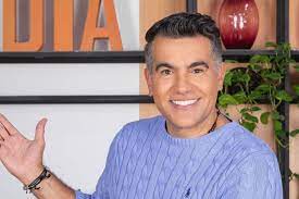 Carlos Calero fuera de Día a Día? El presentador está de aventura lejos del  canal | Revista Cromos