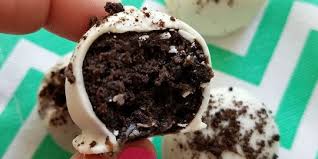 Cek kematangan dengan menusuk adonan yang dikukus sesekali. Resep Oreo Truffle Kue Enak Mudah Dibuat Tanpa Oven Merdeka Com