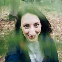 PDF) De la devoción al coleccionismo. Las reliquias, mediadoras entre el  poder y la identidad