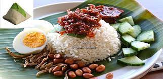 Lihat juga resep nasi lemak (local chicken biryani) sederhana enak lainnya. Lukisan Sebungkus Nasi Lemak Secawan Kopi Dan Sepotong Kuih Di Atas Meja Cikimm Com