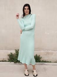Check spelling or type a new query. 5 Robes Tendance A Porter Sans Moderation Ce Printemps Gael Be