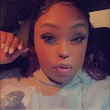 Victoria Spriggs's Instagram, Twitter & Facebook