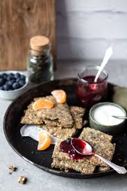 Selbstgemachtes Knackebrot Ohne Sesam Und Nusse Glutenfrei Vegan Mit Videoanleitung Rezept Lebensmittel Essen Glutenfrei Essen