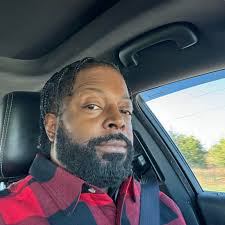 I got mind control over #Deebo. When he say shut up