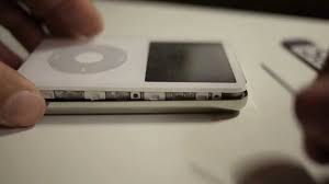 Apple Ipod 5Th Generation Classic 30Gb Disassembly For Repair Or Upgrade -  Youtube