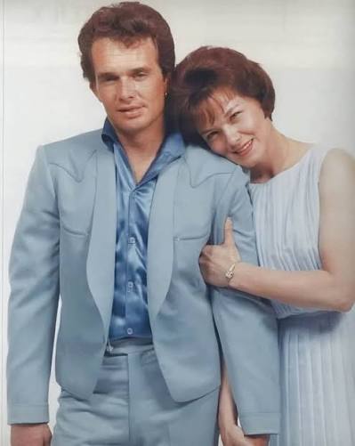 Merle Haggard and Bonnie Owens 1965 Marriage