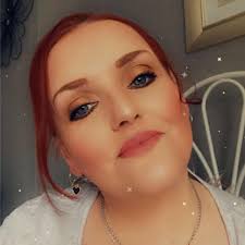 anyone know of any cafe open now for breakfast sandwiches pls