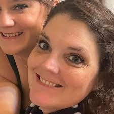 Mandy Folkerts's Instagram, Twitter & Facebook