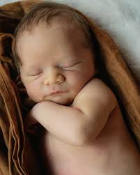 ❤️ We're so excited to welcome baby Mack to our family. We had a successful  and beautiful homebirth. We are so grateful for our wonderful midwife  @erieglowbemallow