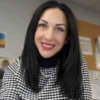 Kayla Ogle's Instagram, Twitter & Facebook