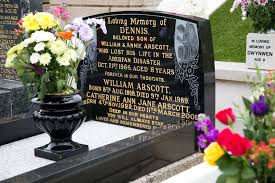 Dennis Arscott (1958-1966)