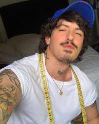 Danny Uribe's Instagram, Twitter & Facebook