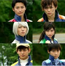 Pin Oleh Keiysha Di Kyuranger Jepang Kartun Film