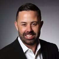 Robert Varble's Instagram, Twitter & Facebook