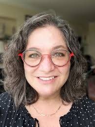 Katie Gemmill's Instagram, Twitter & Facebook