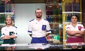Chefi la cuțite sezonul 9 2021 cătălin scărlătescu, sorin bontea și florin dumitrescu jurizează cele mai gustoase și originale rețete. Nvatudenuenq7m