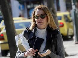 Ο γιος τους γεννήθηκε τα χριστούγεννα! H Tzenh Mpalatsinoy Kanei Kati Poy Den To Perimenes Sto Instagram Milaei Kaliarnta Ladylike Gr